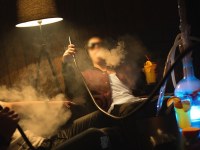 Dono de tabacaria é detido após PM flagrar 12 adolescentes fumando narguilé - Foto: Reprodução Google