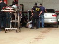 EMBOSCADA - Dupla executa homem com tiro na cabeça - Foto: Reprodução
