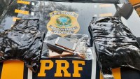 Três de uma vez: Em Ji-Paraná, PRF detém 3 pessoas no mesmo ônibus - Foto: Divulgação