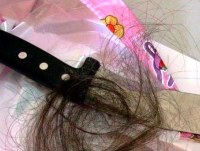 Homem é preso após manter mulher em cárcere privado e cortar cabelo dela com faca - Foto: Foto Meramente Ilustrativa