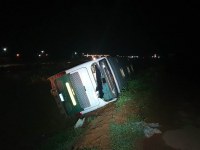 Ônibus tomba na Br 364 19 passageiros ficam feridos, 02 foram socorridos em estado grave-VÍDEO - Foto: Divulgação