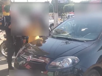 Rapaz fica ferido após condutora perder controle de veículo e atingir loja na Av. Tanc. Neves-Video - Foto: Reprodução