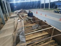 Em Ariquemes/RO, PRF identifica transporte irregular de madeira - Foto: Divulgação