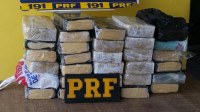 PRF prende traficantes transportando 31 quilos de drogas na BR-421 em Monte Negro - Foto: Reprodução