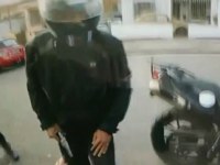 Bandido invade casa, obriga vítima entregar moto e abrir portão para fuga - Foto: Foto Meramente Ilustrativa