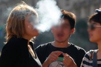 Duas meninas de 16 anos estavam fumando maconha com três rapazes de 20 anos em Ariquemes - Vídeo - Foto: Ilustrativa