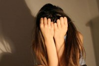Mãe denuncia que filha de 13 anos foi estuprada pelo tio - Foto: Ilustrativa