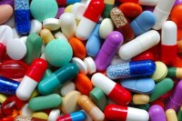 Lista de medicamentos do SUS inclui novos remédios para HIV e Alzheimer - Foto: Reprodução Google