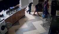 ENCAPUZADOS: Quatro bandidos invadem residência, exigem pix e fogem com S10 de casal - Foto: Reprodução