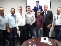 Follador participa de reunião com governador de Rondônia e representantes de garimpeiros - Foto: Assessoria