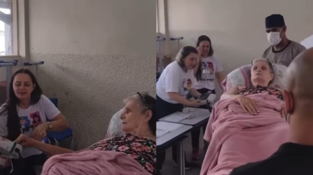 Idosa de 72 anos chega de ambulância e maca para votar em escola de Porto Velho