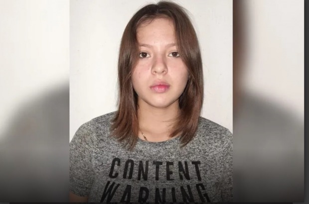 Garota de 14 anos está desaparecida após conhecer estranho na internet