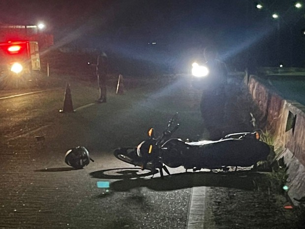 Mulher morre após cair de moto e ser atropelada por carro na BR-364, em Porto Velho (Foto: Júlio Malta/ Lente Nervosa/ arquivo)