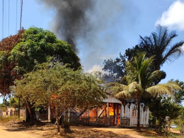 Homem é preso em Rondônia por agredir mulher e incendiar casa; já tinha mandado de prisão (Foto: Reprodução)