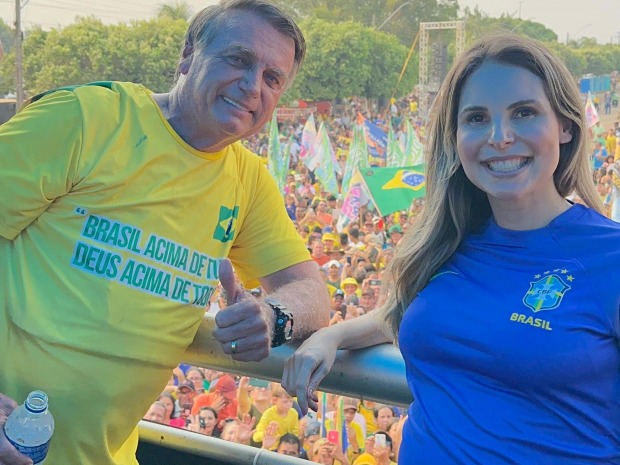 Bolsonaro declara apoio a reeleição da prefeita Carla Redano