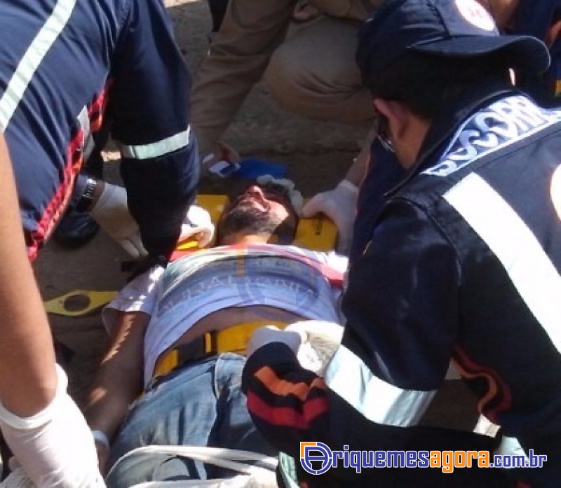 Apresentador Pica Pau do programa Plantão de Polícia sofre grave acidente