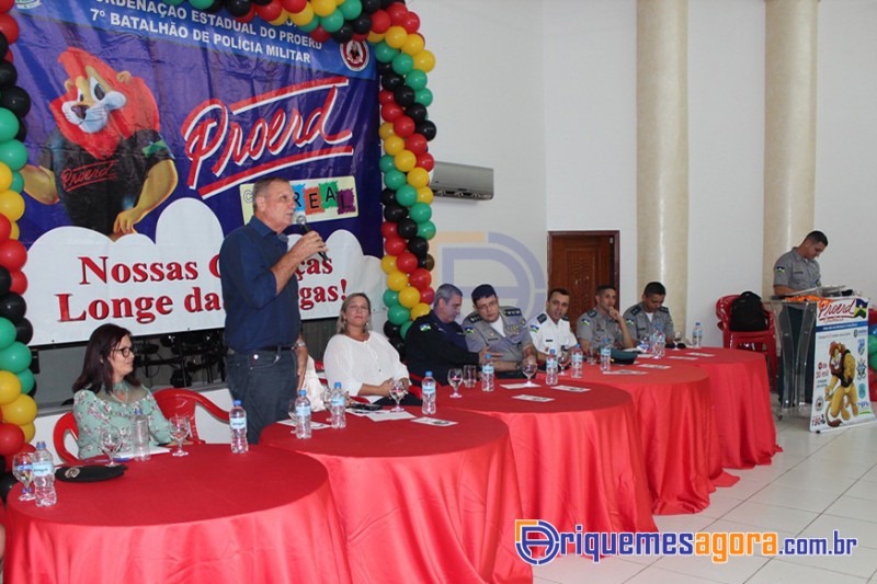 Adelino Follador participa de formatura do Proerd em Ariquemes