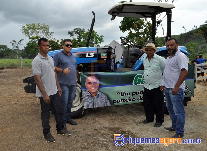 Emenda do Deputado Geraldo da Rondônia garante trator agrícola a associação rural de Ariquemes