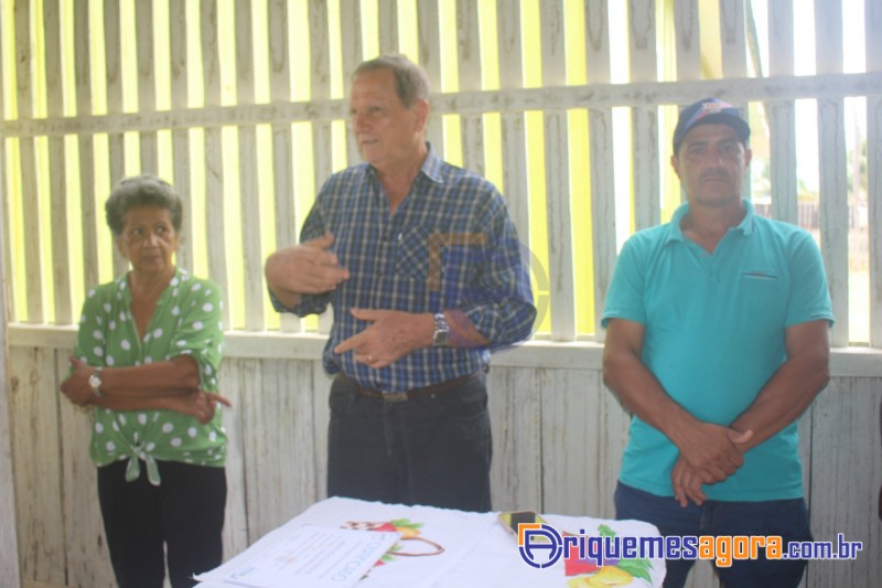 Adelino Follador entrega Certificados de Curso em Tabajara, Machadinho D’Oeste