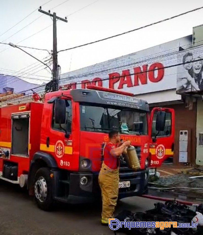 Incêndi0 de grandes proporções na Lojas Royal de Ariquemes - VÍDEOS FOTOS