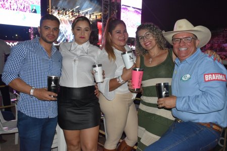 EXPOARI 2024 - Show com Ícaro & Gilmar & Galera & V8 na APA em Ariquemes Rondônia