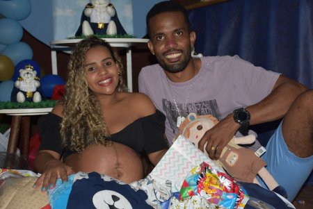 Chá do Arthur “Estou chegando e já quero festa”