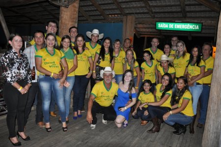 VAMOS LEMBRAR "Noite em Barretão" 2014 em Ariquemes na V8 em Prol  do Hospital do Amor