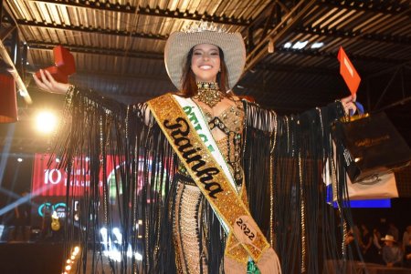 EXPOARI 2022 - BAILE DO COWBOY com Tema Cabaré Country em Ariquemes