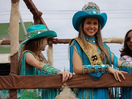 VAMOS LEMBRAR “Porque Recordar é Viver” – Cavalgada de 2012 da EXPOARI em Ariquemes