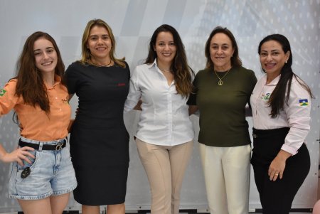 GIMA VEÍCULOS Ariquemes Comemora Dia Internacional da Mulher com um Happy hour