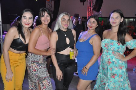 CASA 85 com Balada de TardeZinha em Ariquemes