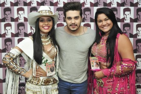 VAMOS LEMBRAR? Luan Santana na EXPOARI Ariquemes no camarim com fãs