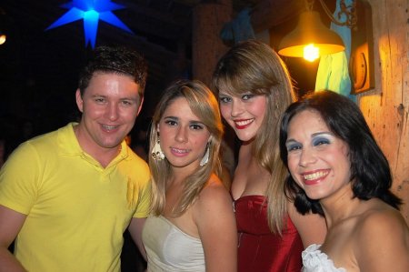 VAMOS LEMBRAR RÉVEILLON 2011 na V8 em Ariquemes