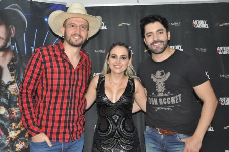 Show com Antony & Gabriel em Ariquemes da Konoha Produções